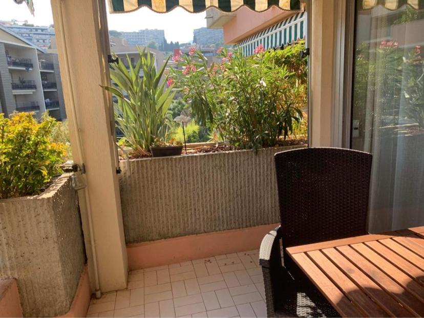 Appartement T2 En Bord De Mer Roquebrune-Cap-Martin Exterior foto